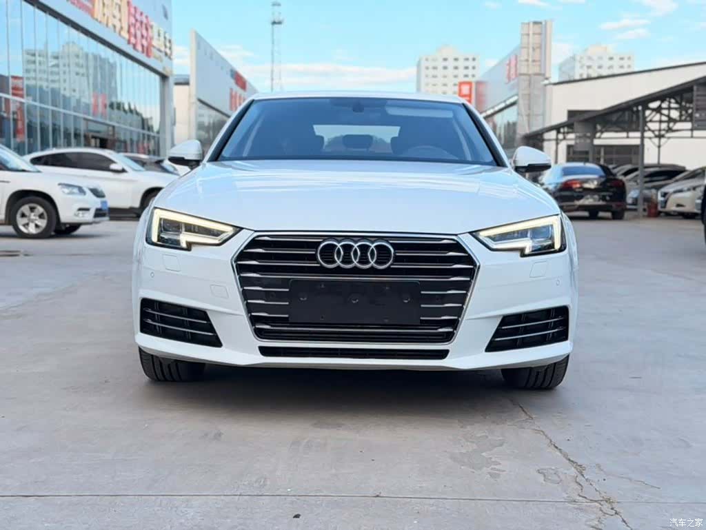 Audi A4L, 2017 1