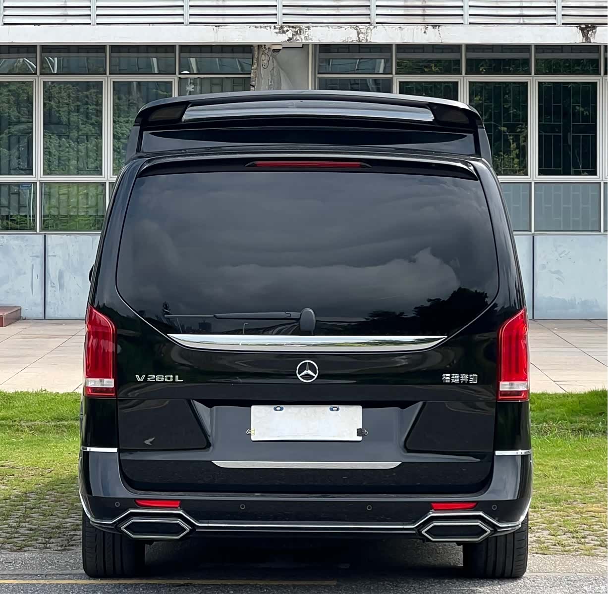 Mercedes-Benz V-Class, 2023 все фото