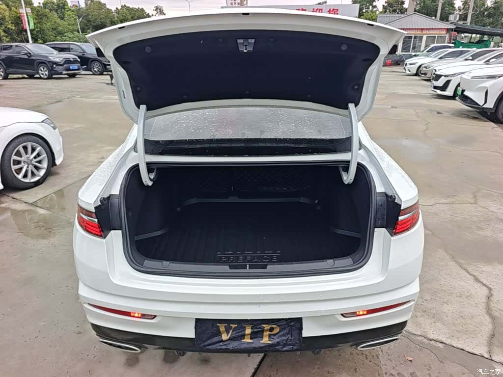 Geely Preface, 2022 19