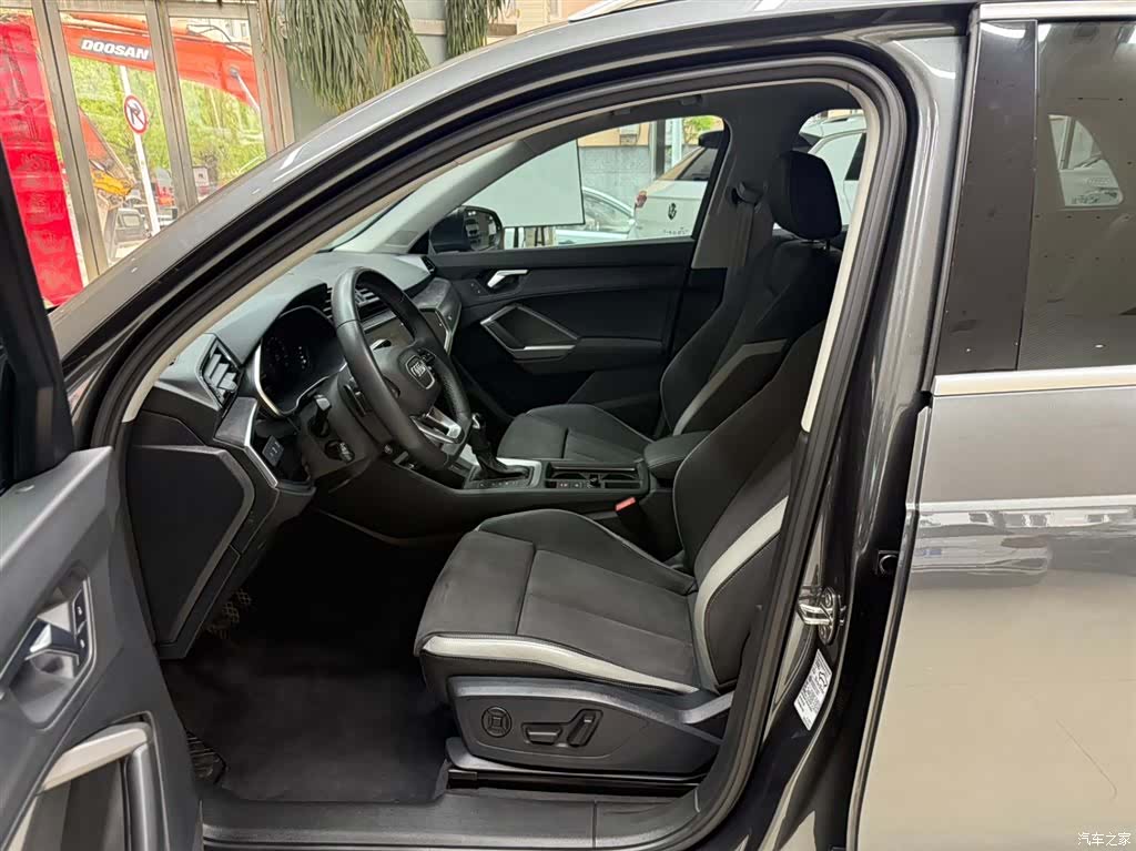 Audi Q3, 2023 9