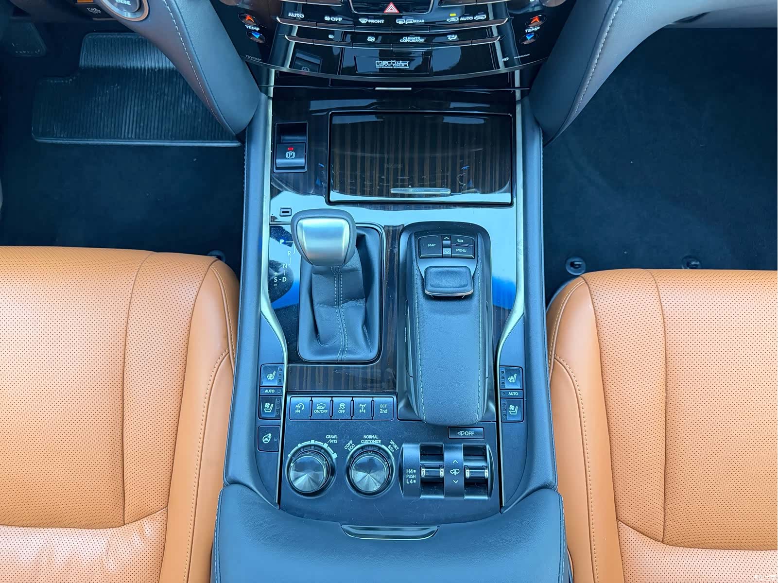 Lexus LX, 2019 19