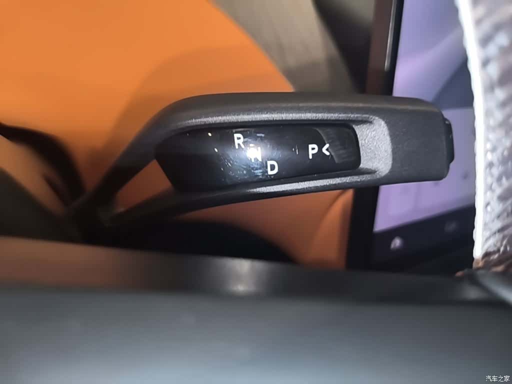 Xiaomi YU7, 2026 10