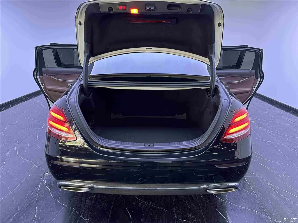 Mercedes-Benz E-Class, 2017 7