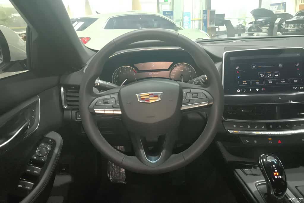 Cadillac CT5, 2022 15