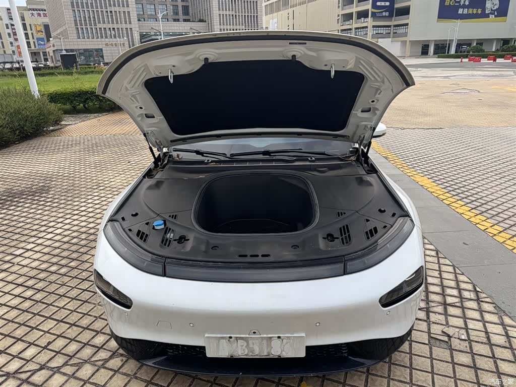 Xpeng P7, 2022 7
