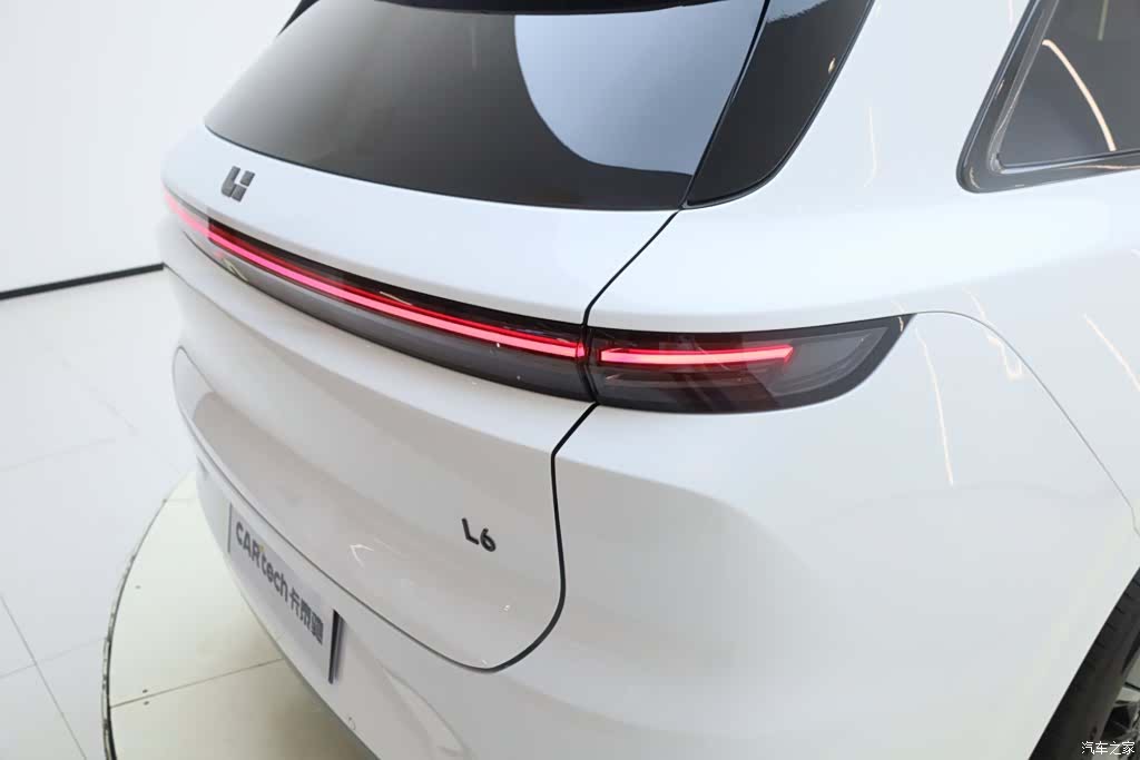 Li Auto L6, 2024 13