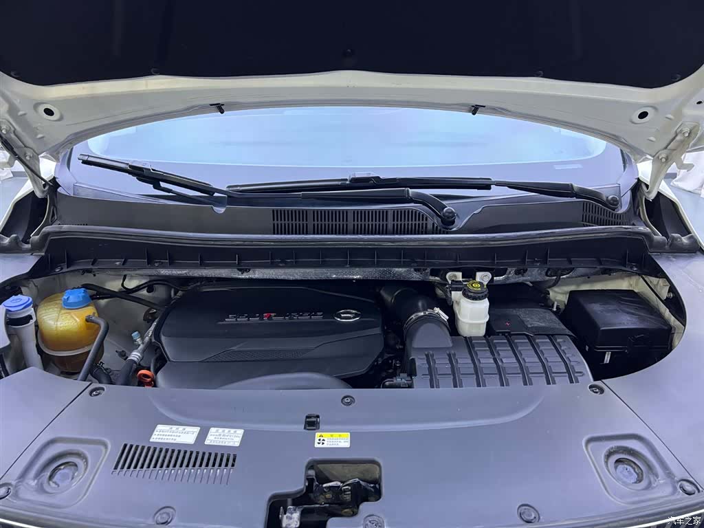 Trumpchi M8, 2021 28
