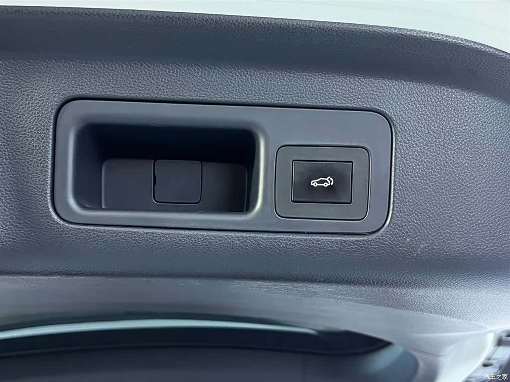 Trumpchi M8, 2021 29