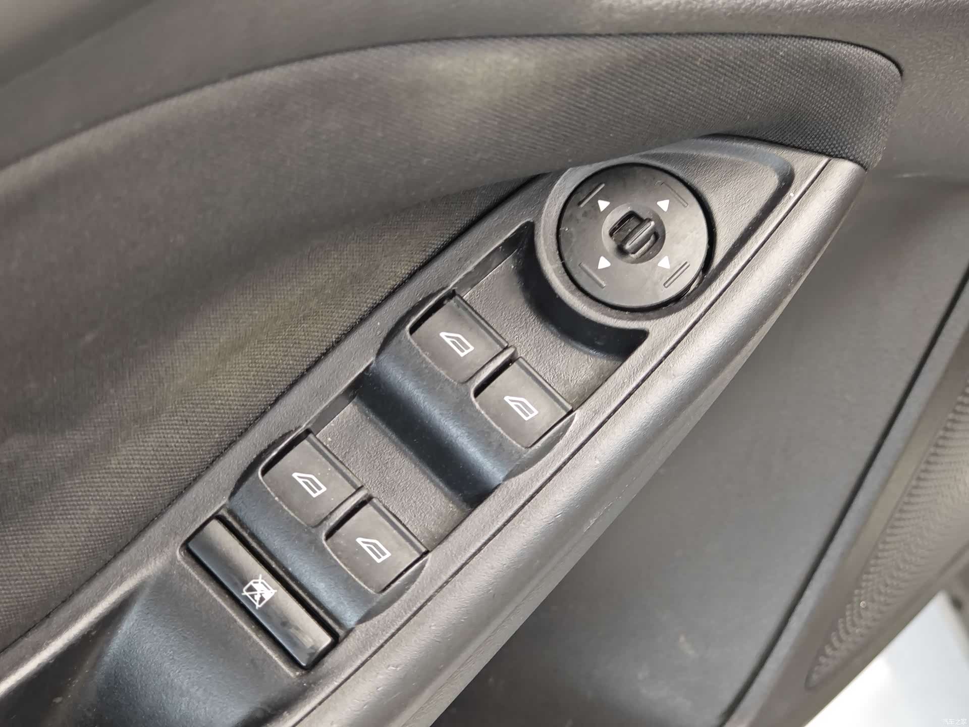Ford Focus, 2016 10