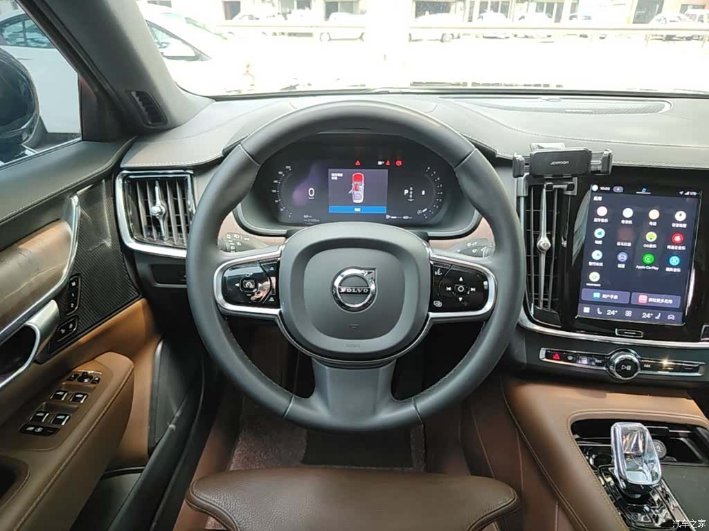Volvo S90, 2023 11