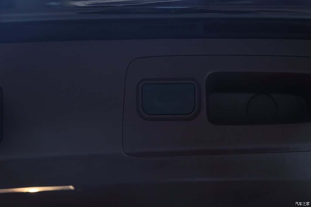 Buick GL8, 2022 12