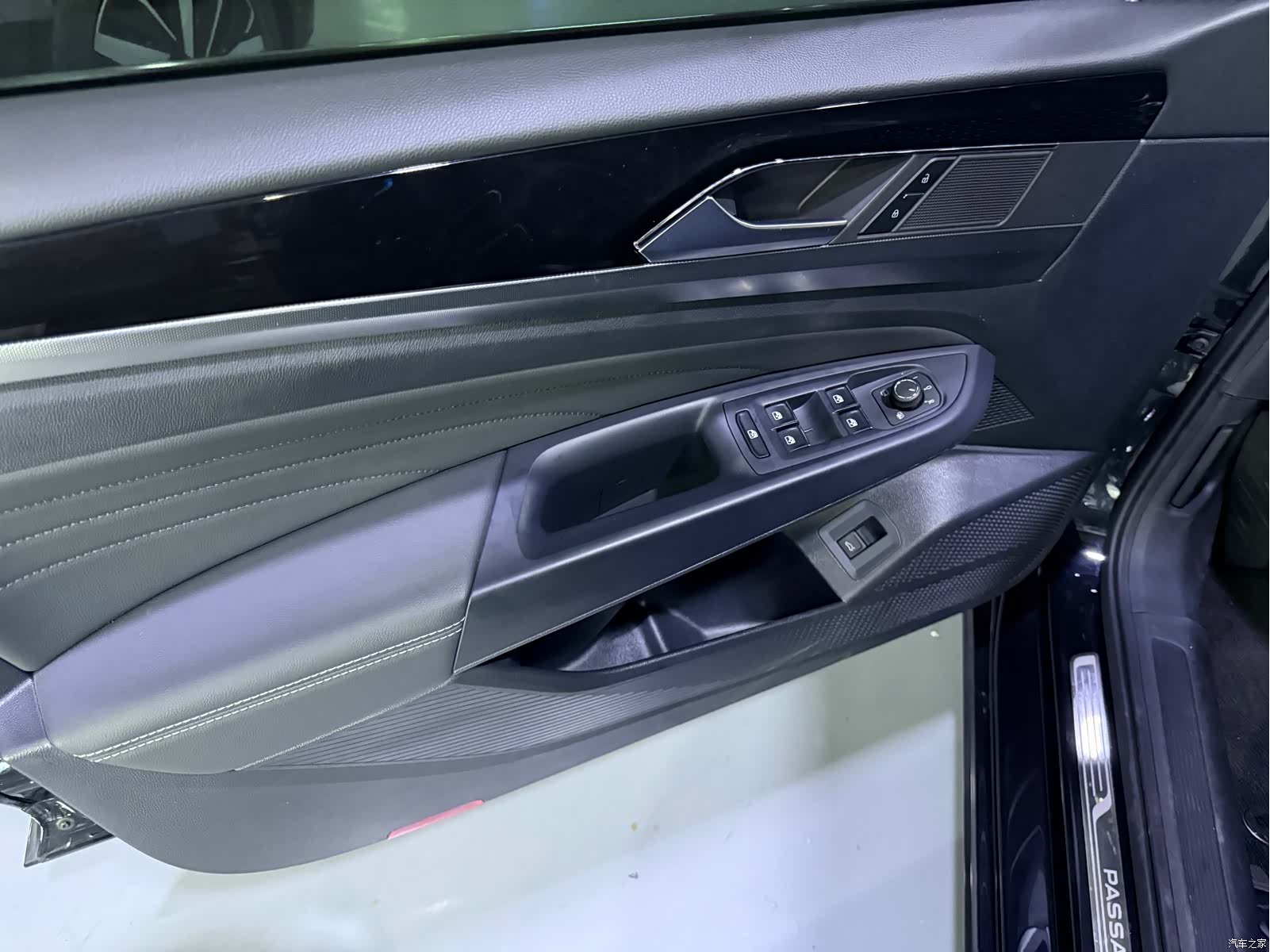 Volkswagen Passat, 2023 4