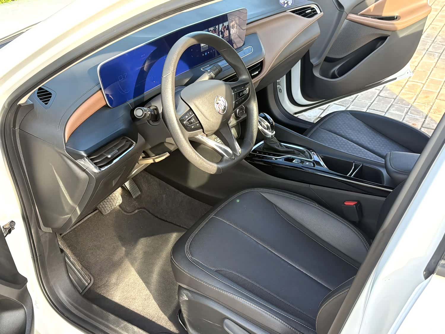 Buick Verano, 2022 9
