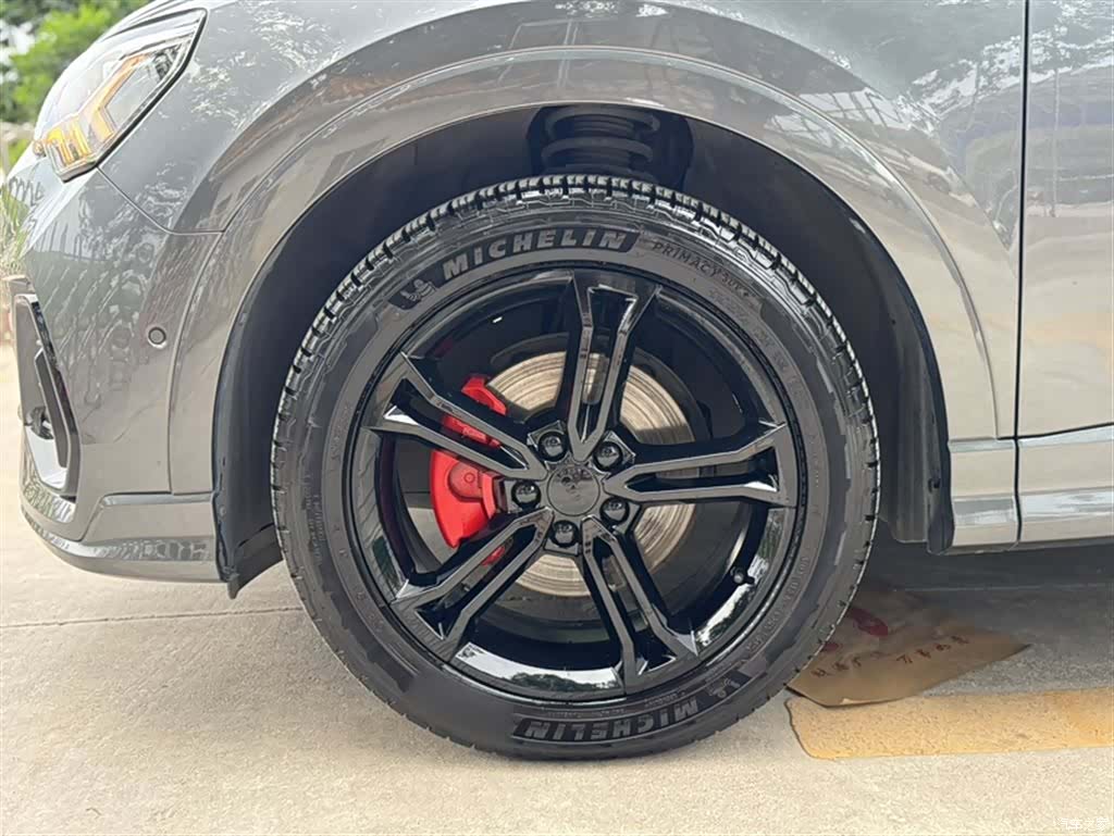 Audi Q3, 2022 11