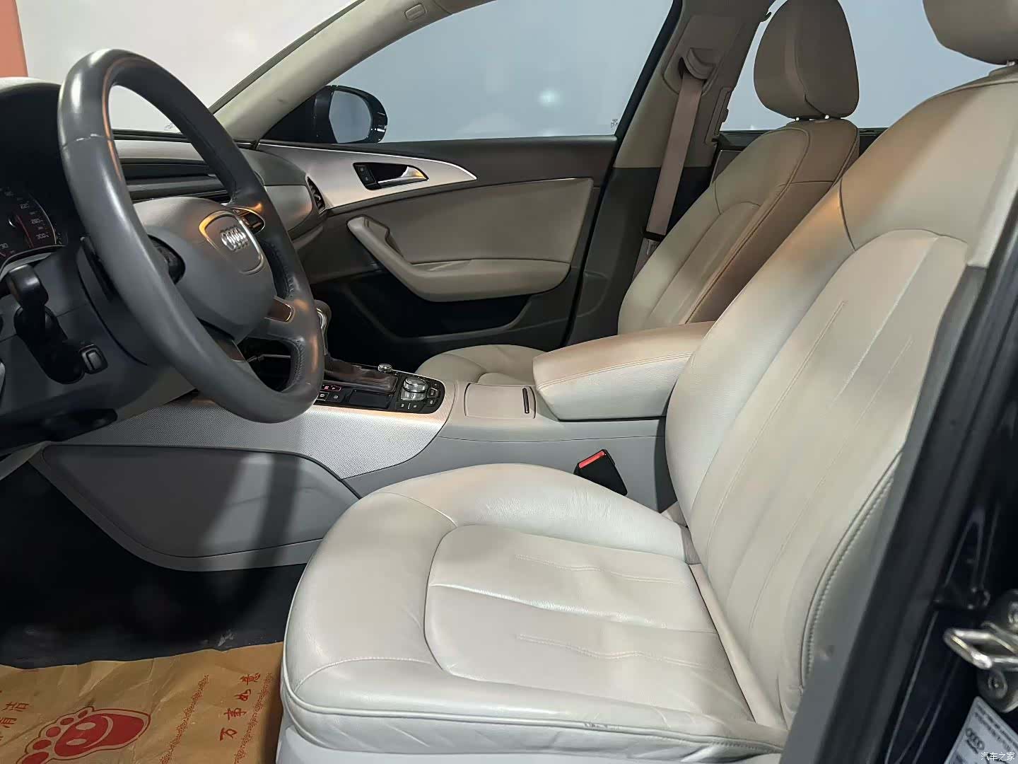Audi A6L, 2012 6
