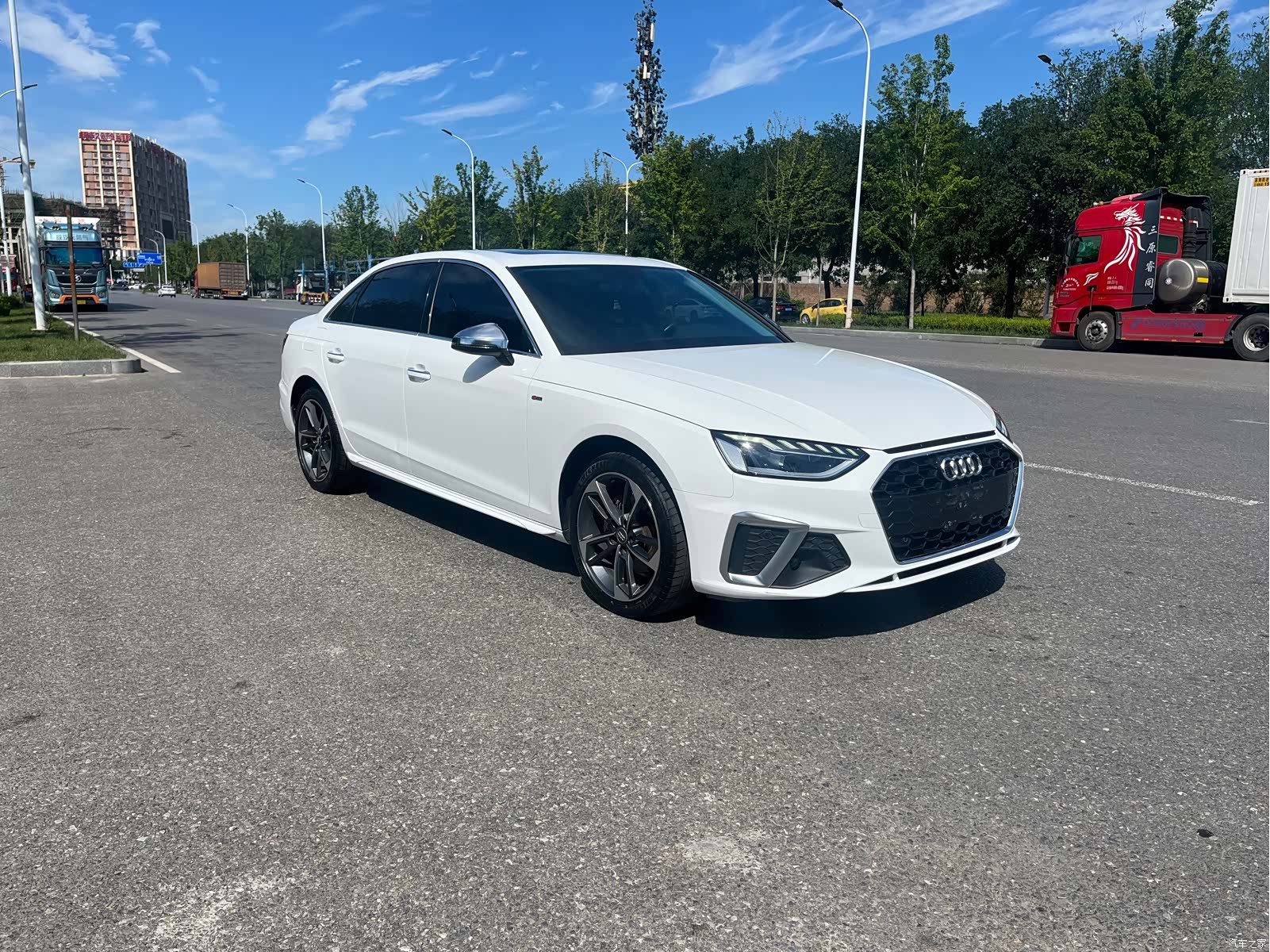 Audi A4L, 2022 3
