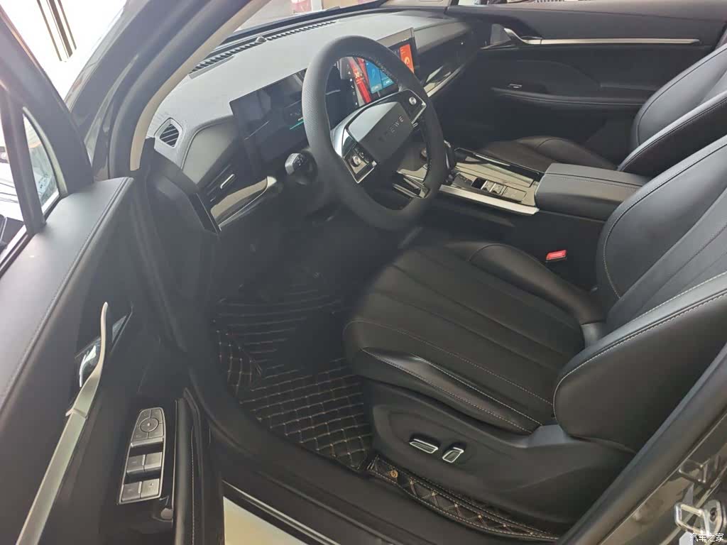 Roewe RX5, 2023 12