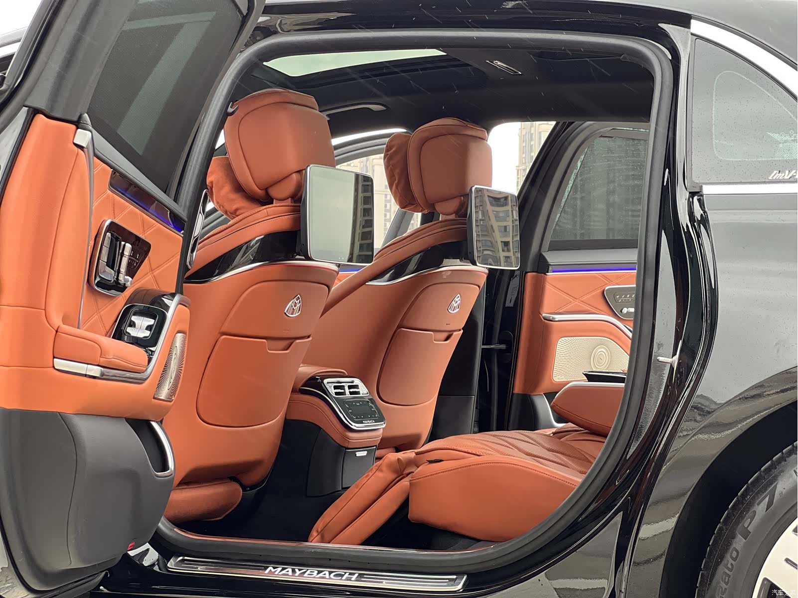 Maybach S-Class, 2022 6
