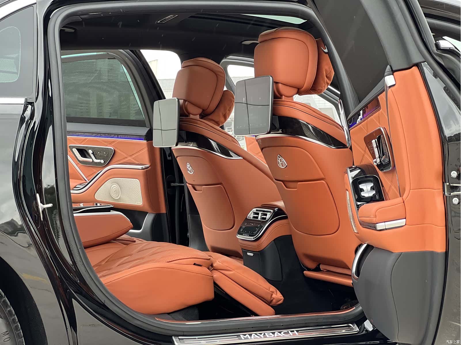 Maybach S-Class, 2022 8