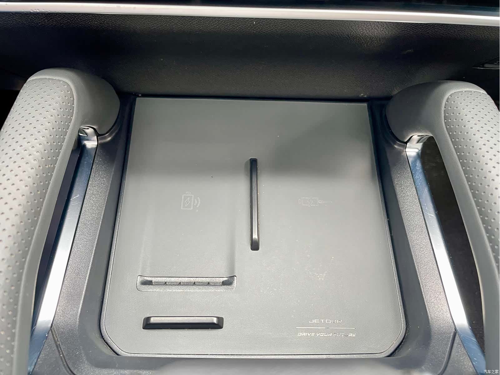 Jetour Traveller, 2024 17