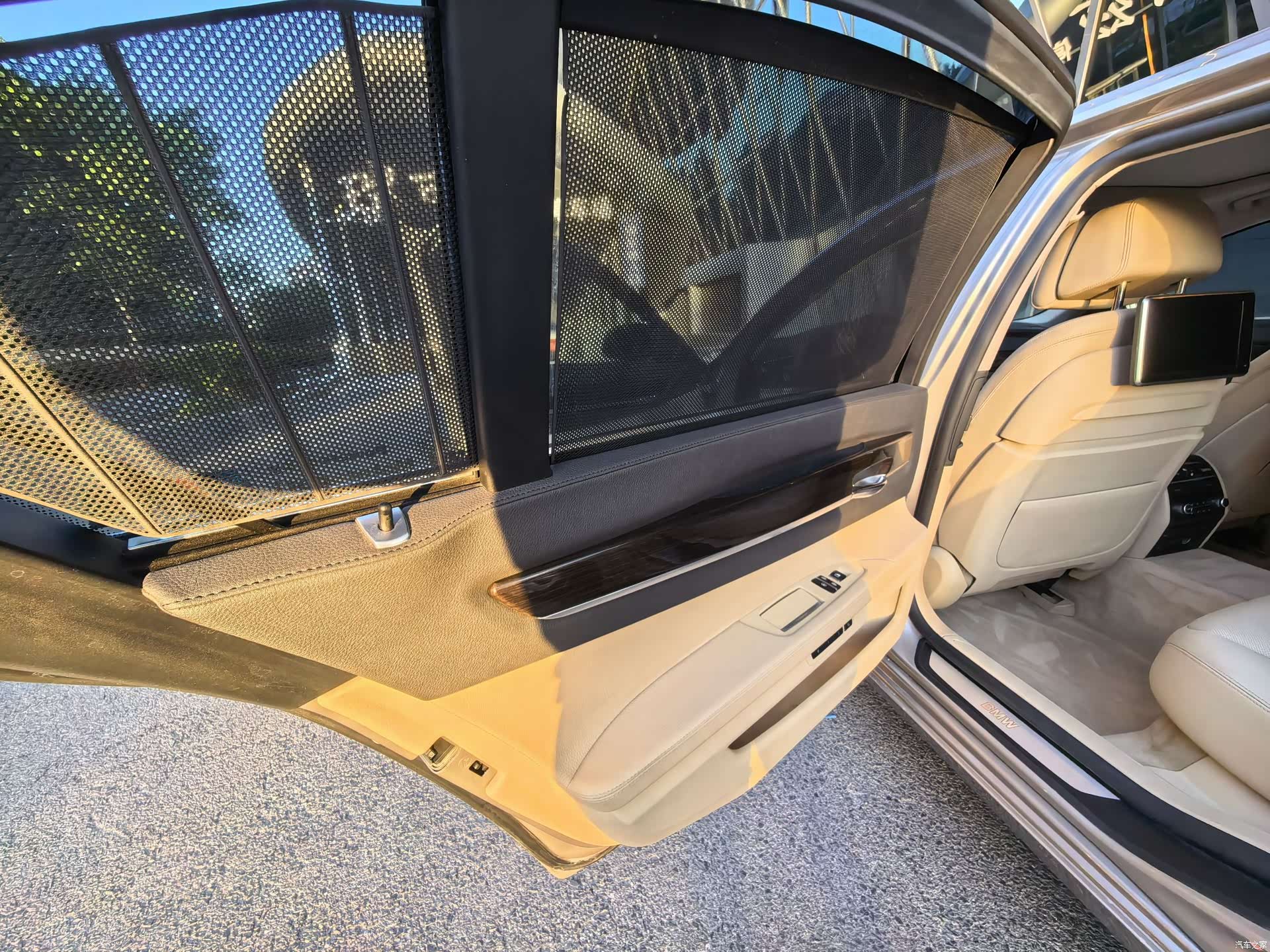 BMW 7 Series, 2013 16