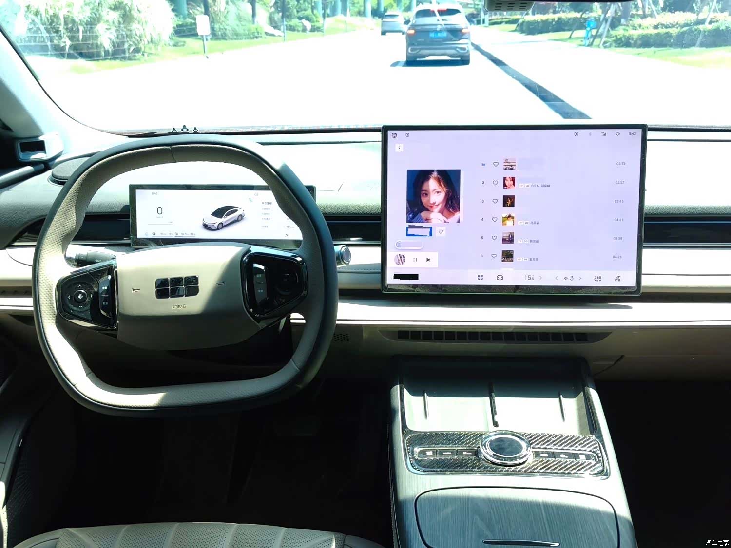 Geely 8, 2025 4
