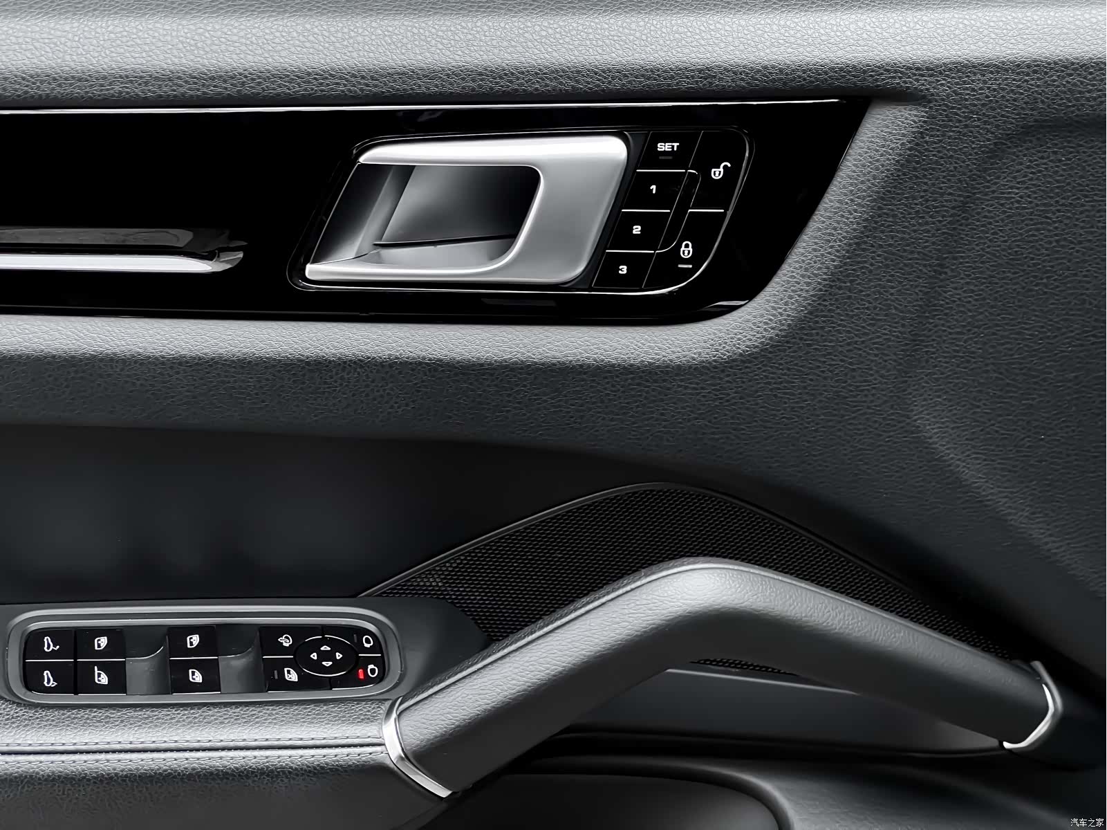 Porsche Cayenne, 2018 12