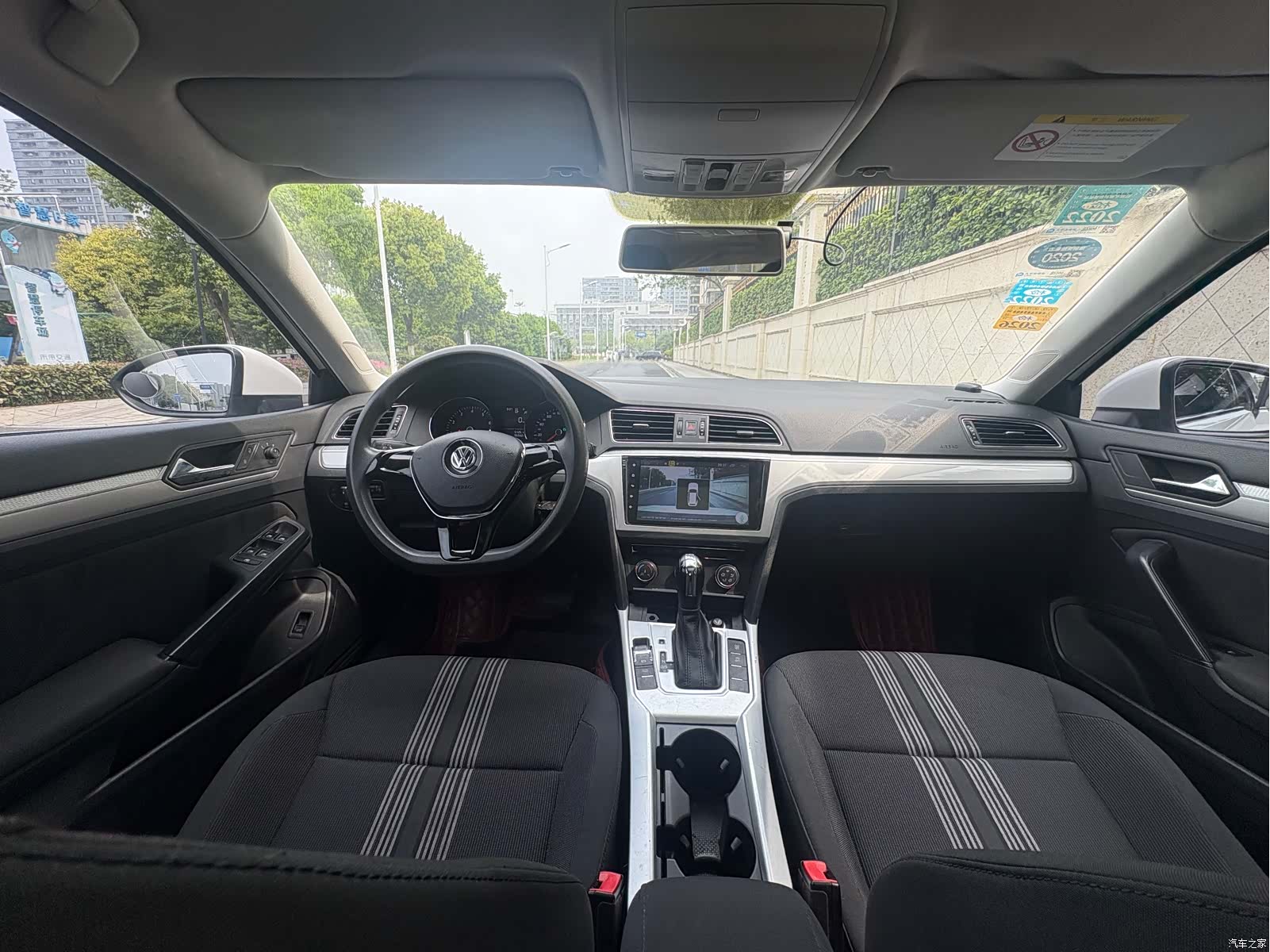 Volkswagen Lamando, 2018 10