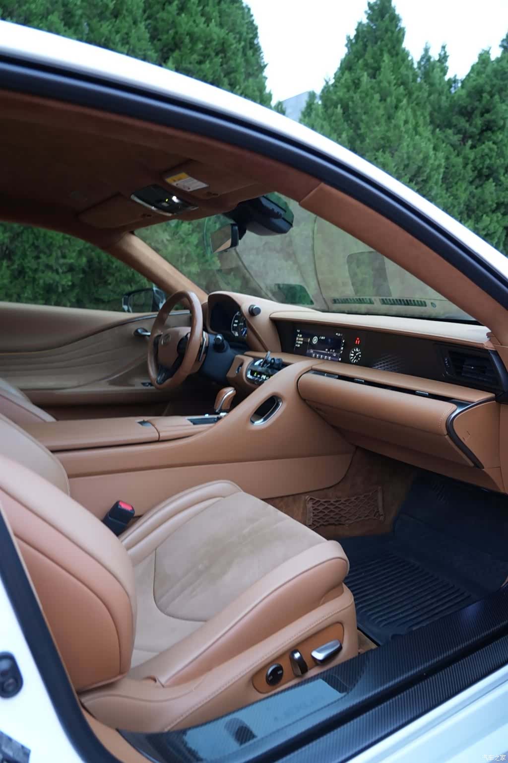 Lexus LC, 2018 17