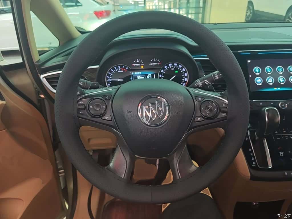 Buick GL8, 2017 11