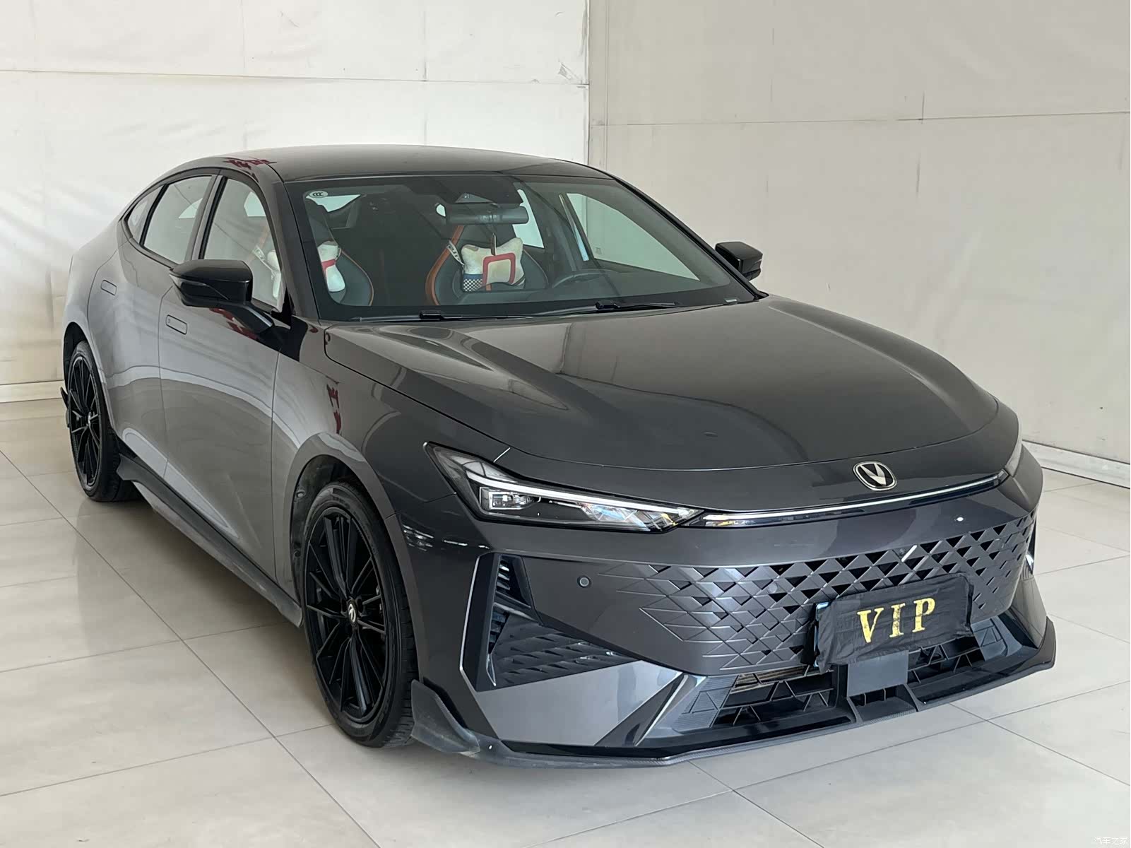 Changan UNI-V, 2024 3