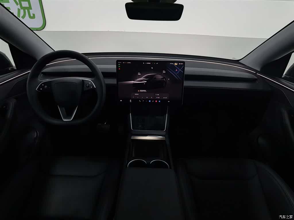 Tesla Model Y, 2025 все фото