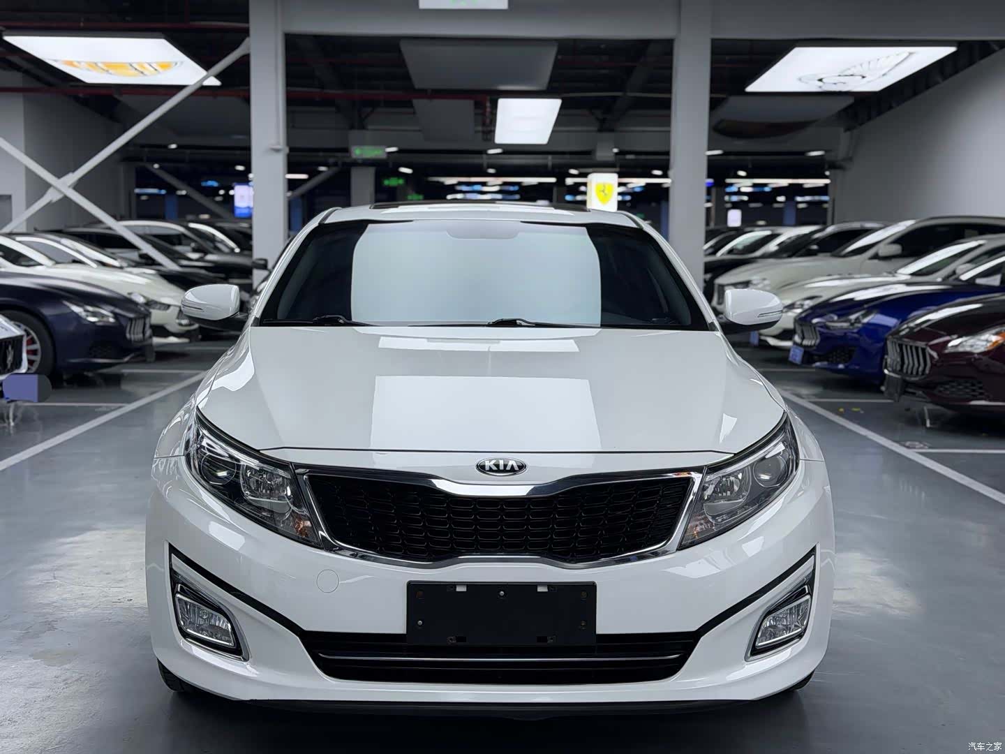 Kia K5, 2014 1