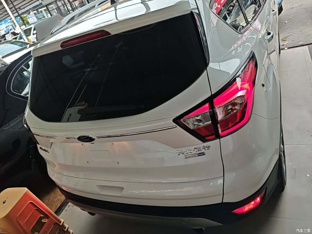 Ford Kuga, 2018 6
