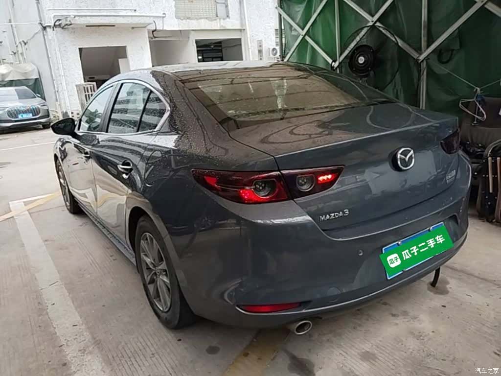 Mazda Mazda3, 2023 23