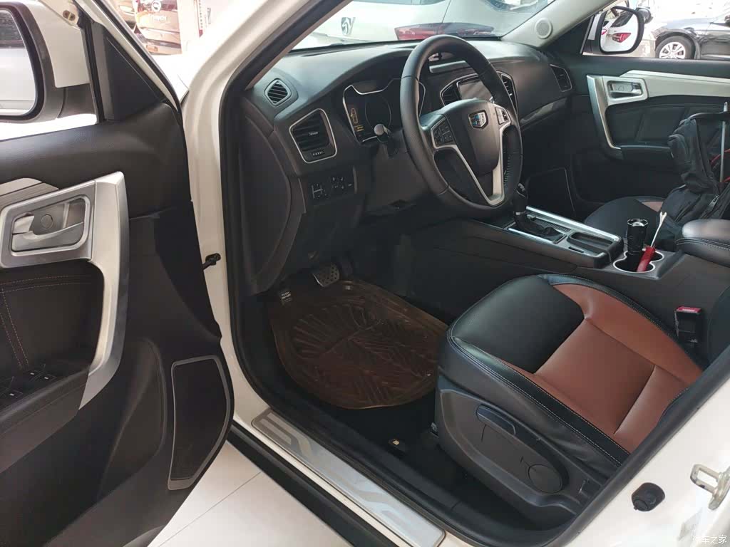 Geely X6, 2017 16