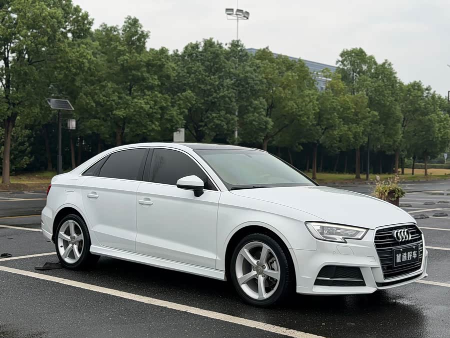 Audi A3 2017, фото 2