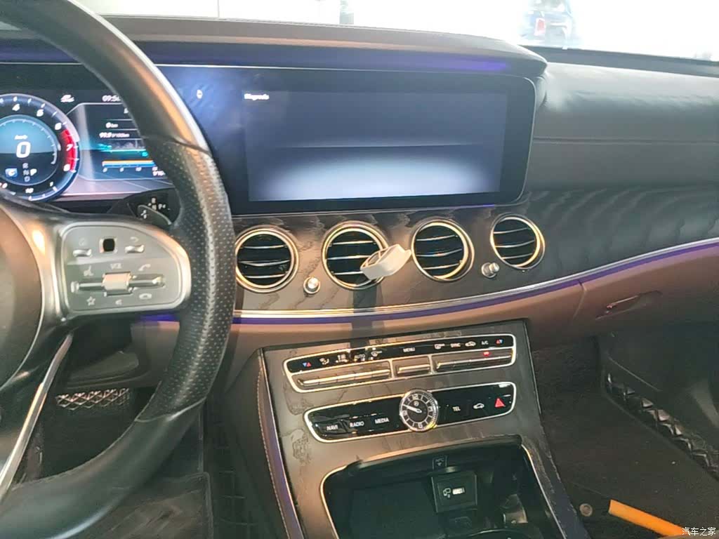 Mercedes-Benz E-Class, 2019 13