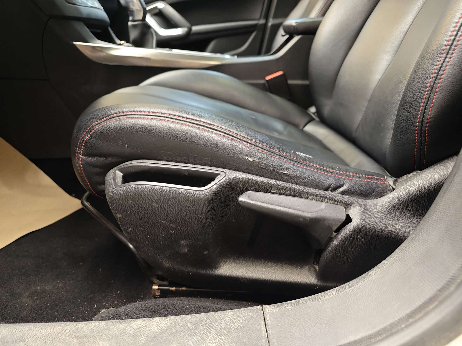 Peugeot 408, 2016 11