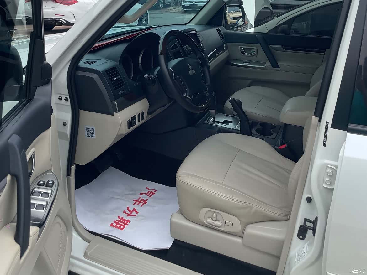 Mitsubishi Pajero, 2018 7