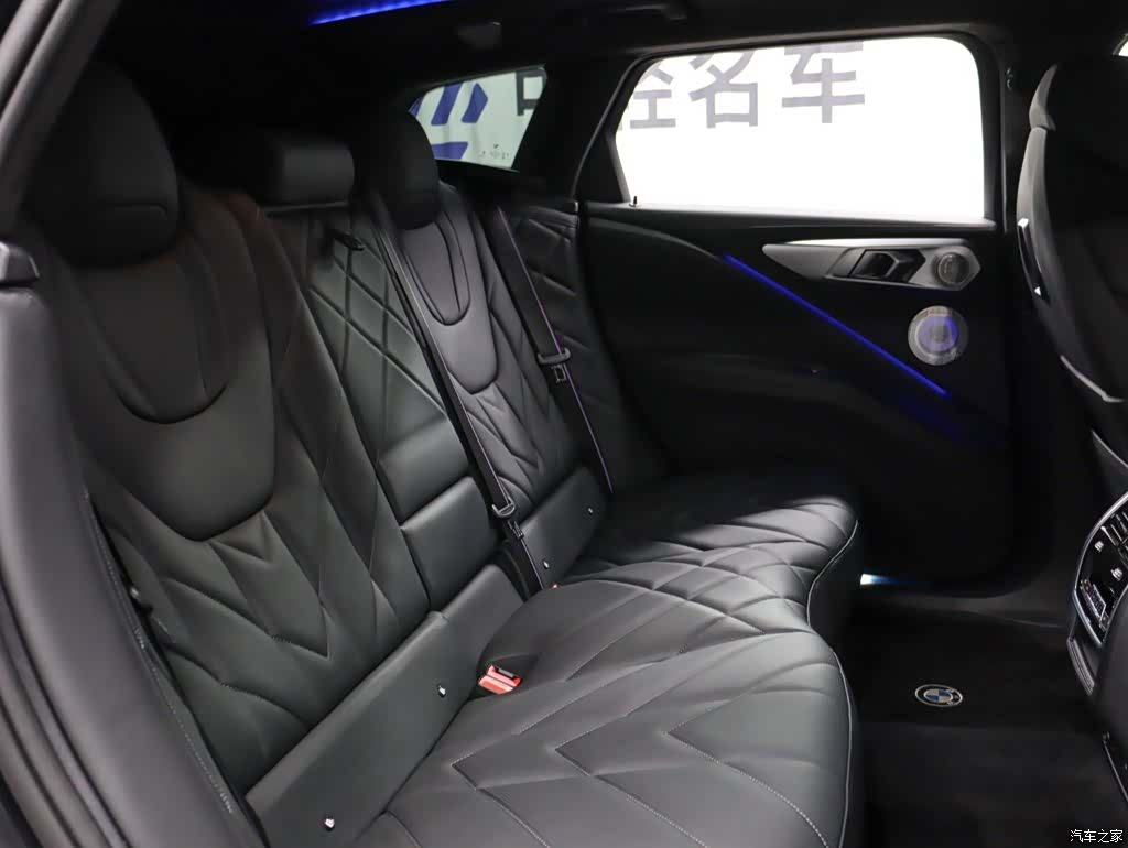 BMW XM, 2024 29