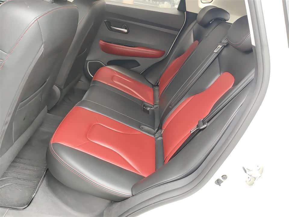 Haval H2s
