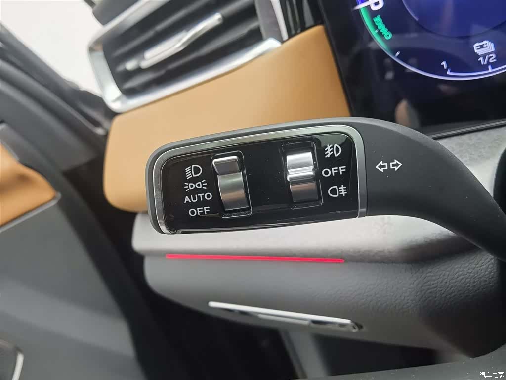Hongqi HS7, 2025 21