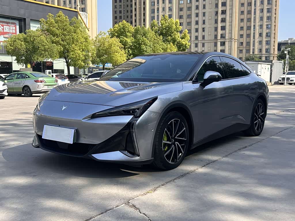 Arcfox S5