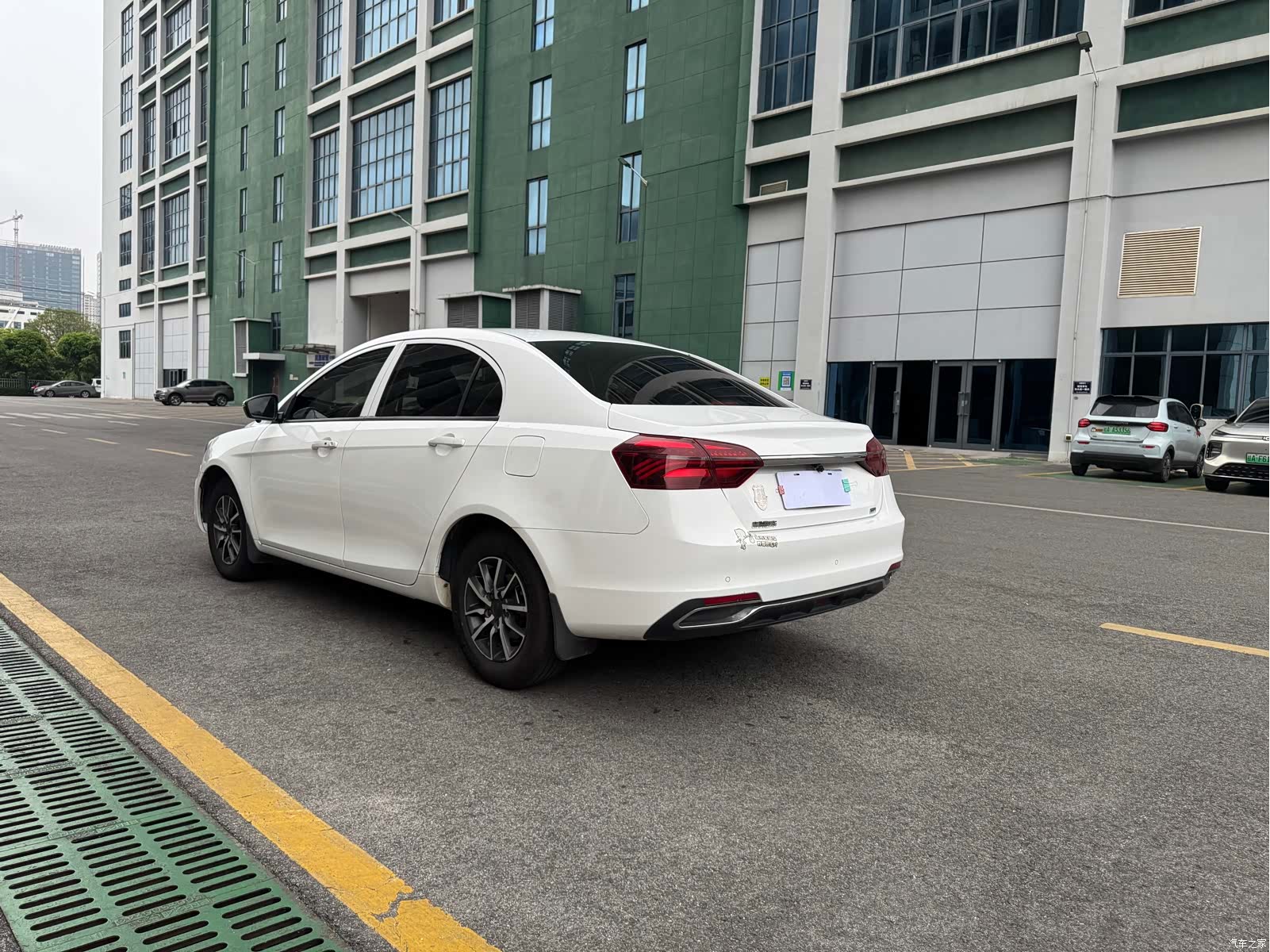 Geely Emgrand, 2019 31