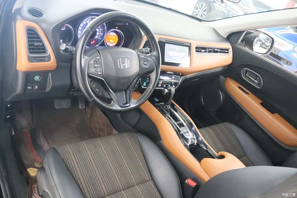 Honda Vezel, 2015 12
