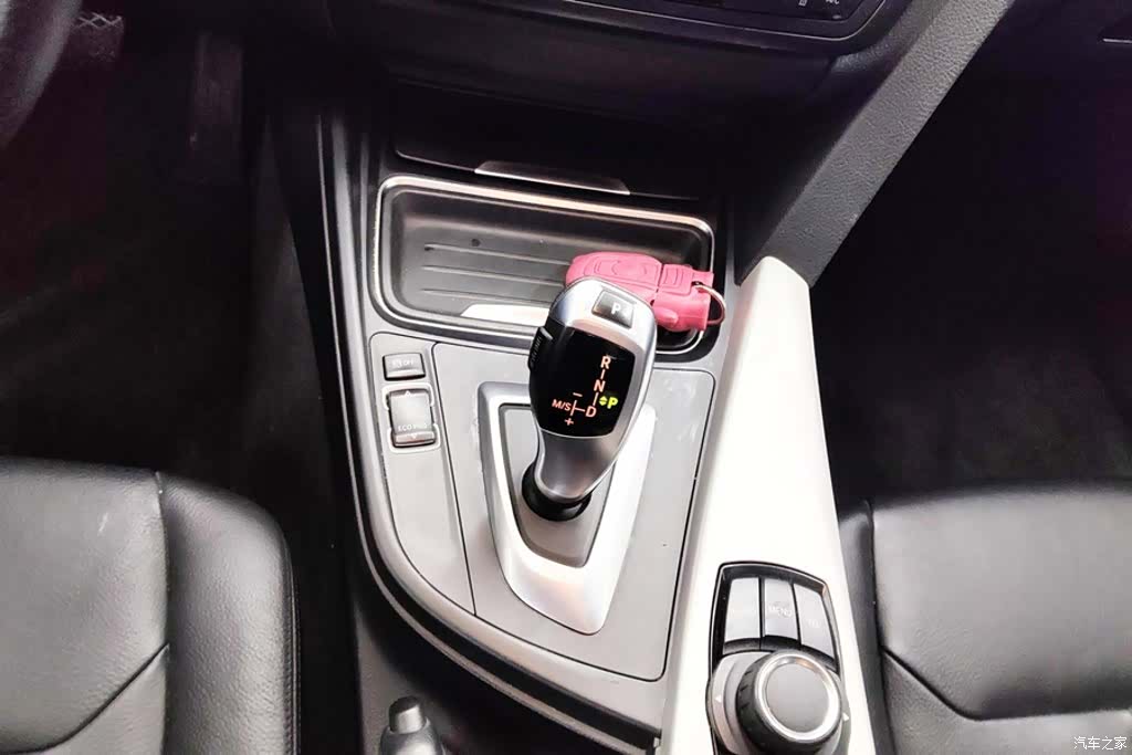 BMW 3 Series, 2013 16