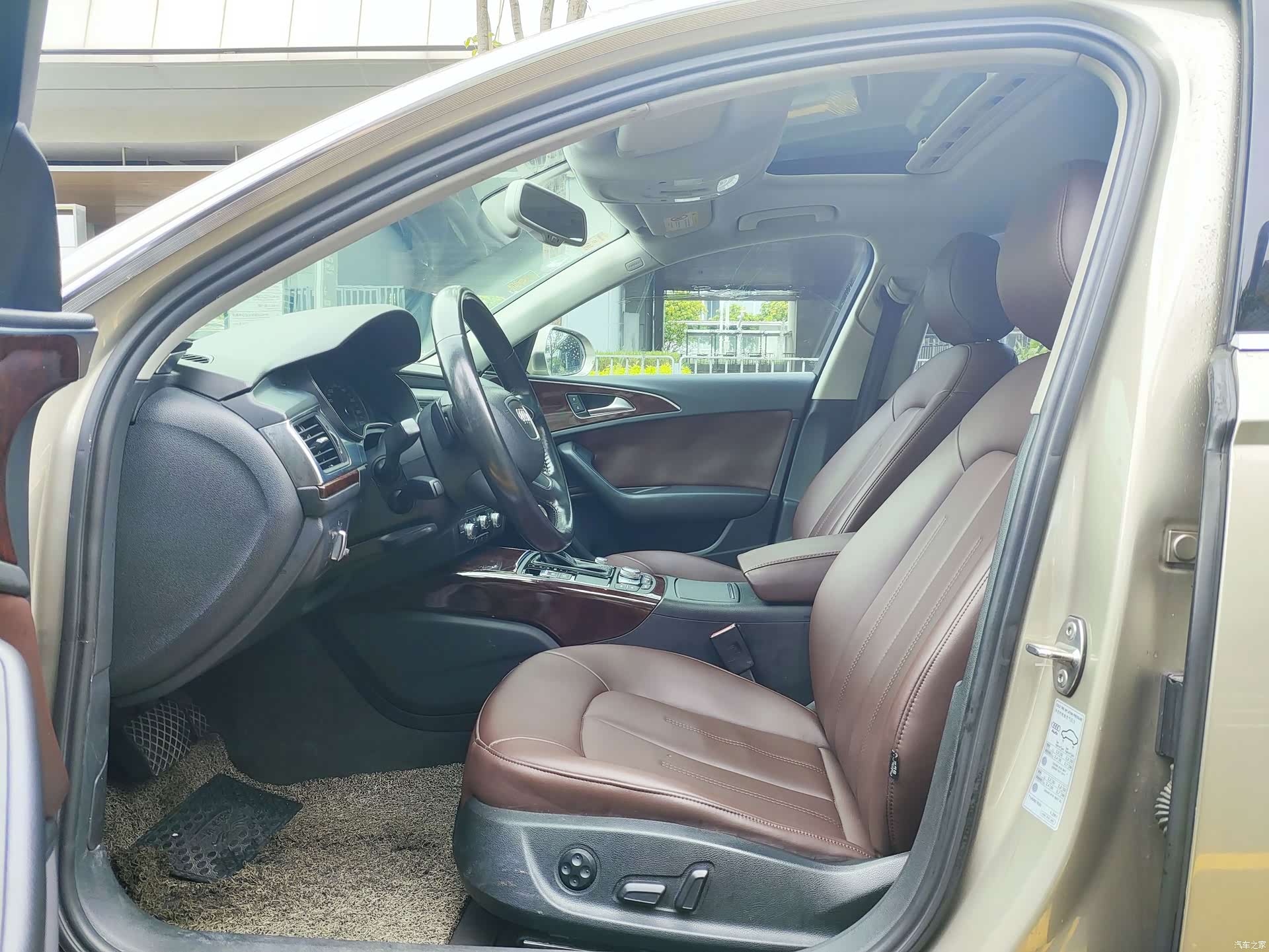 Audi A6L, 2014 9