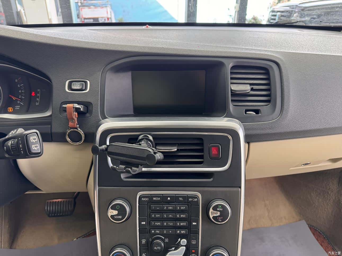 Volvo V60, 2014 18