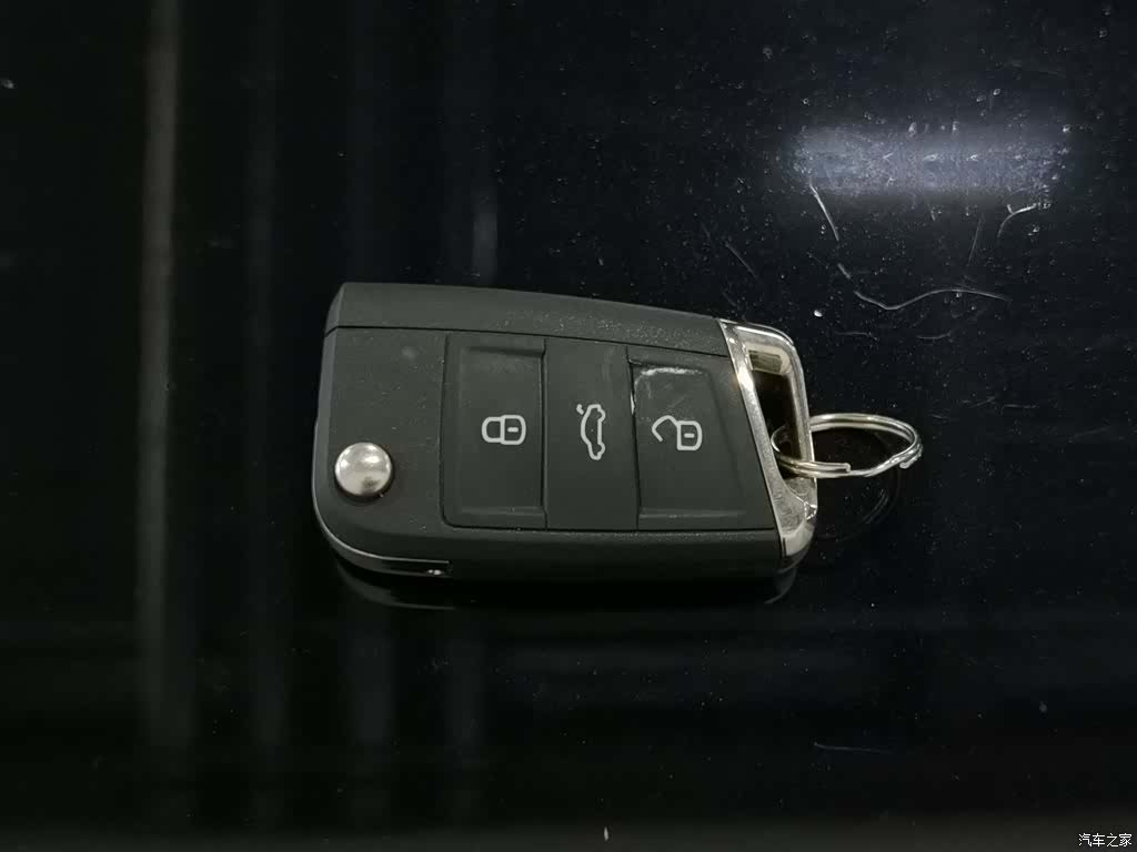 Volkswagen Tiguan L, 2017 19